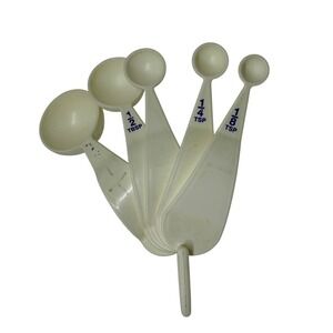 VTG Tupperware Measuring Spoon Set Cream White Plastic Kitchen Baking Tools 5pc
